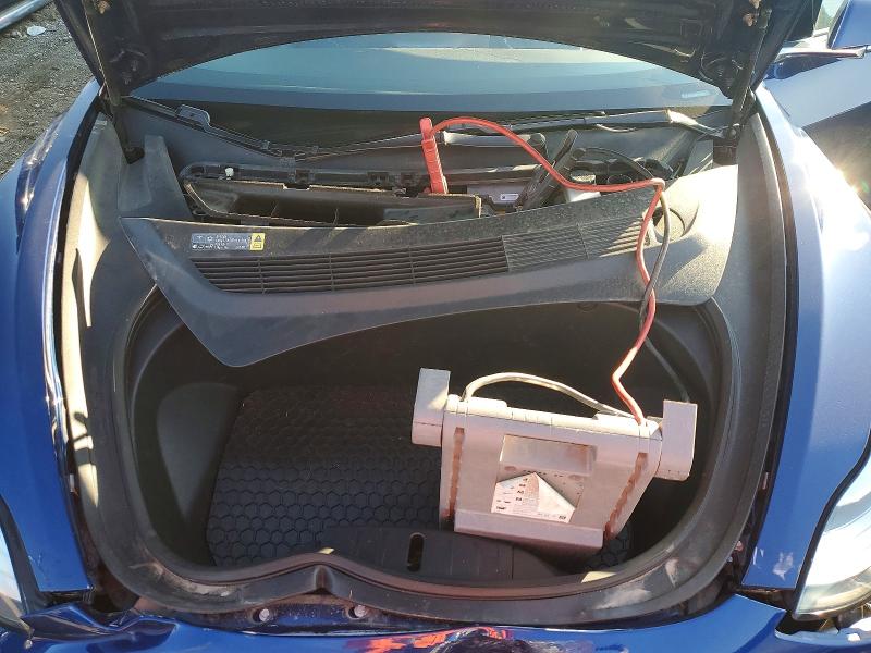 Продаж на аукціоні авто 2018 Tesla Model 3, vin: 5YJ3E1EB8JF063641, номер лоту: 62305136