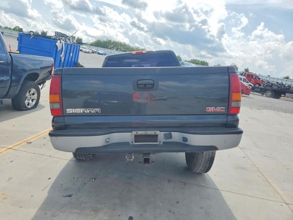 61375256 :رقم المزاد ، 1GTEK14T33Z305776 vin ، 2003 Gmc New Sierra مزاد بيع
