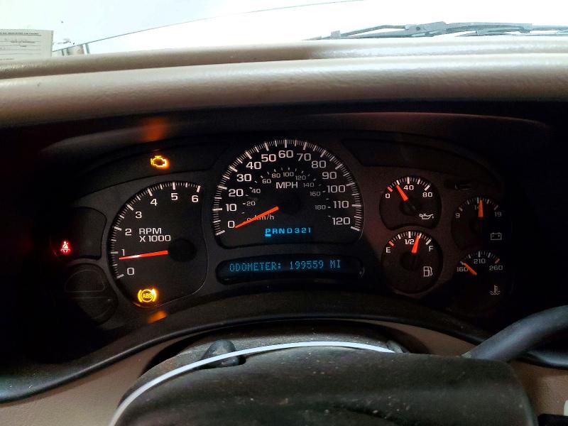 61922116 :رقم المزاد ، 3GNEC16Z55G165934 vin ، 2005 Chevrolet Suburban مزاد بيع