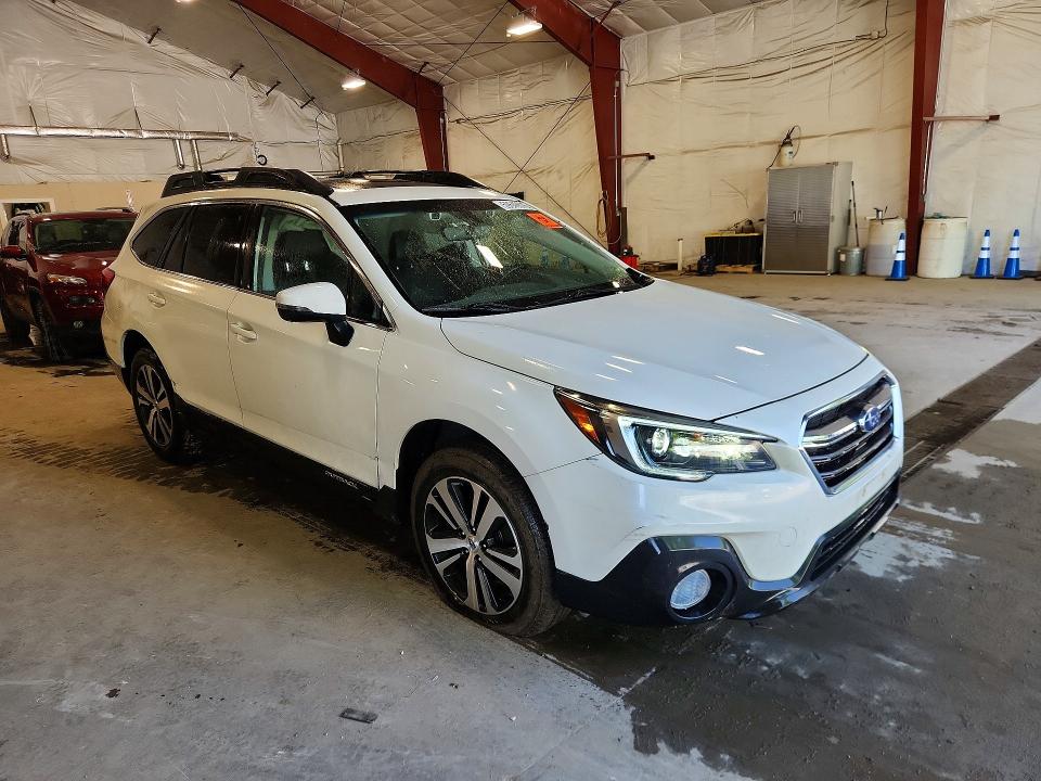 59640676 :رقم المزاد ، 4S4BSANCXJ3385431 vin ، 2018 Subaru Outback مزاد بيع