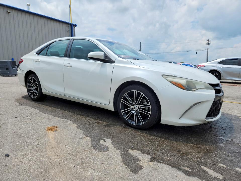62264856 :رقم المزاد ، 4T1BF1FK0GU168578 vin ، 2016 Toyota Camry مزاد بيع