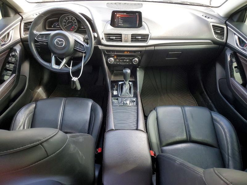 59671866 :رقم المزاد ، 3MZBN1V3XJM272232 vin ، 2018 Mazda 3 مزاد بيع