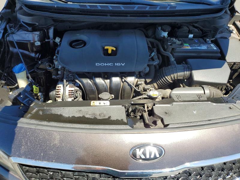 62671186 :رقم المزاد ، 3KPFL4A79HE005723 vin ، 2017 Kia Forte مزاد بيع