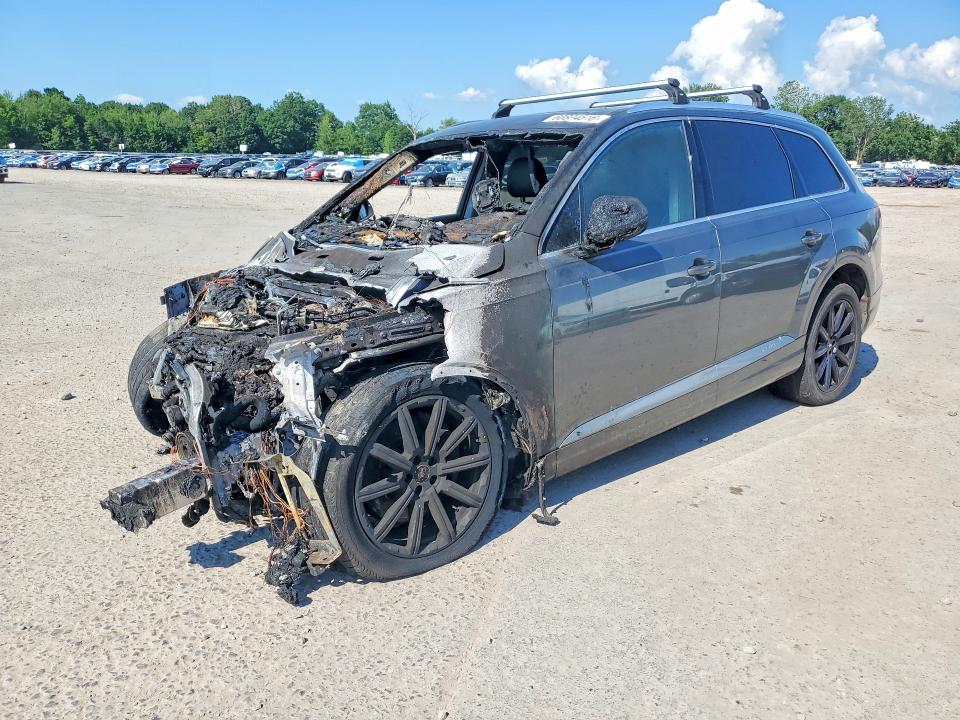60804516 :رقم المزاد ، WA1LAAF75HD003057 vin ، 2017 Audi Q7 مزاد بيع
