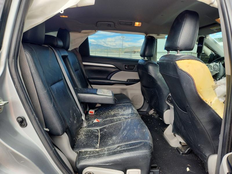 Продажа на аукционе авто 2019 Toyota Highlander, vin: 5TDZARFH5KS050625, номер лота: 62283726