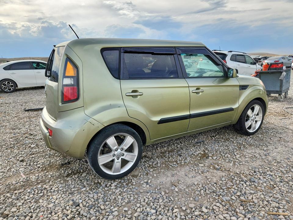 2011 Kia Soul მანქანა იყიდება აუქციონზე, vin: KNDJT2A2XB7281726, აუქციონის ნომერი: 62860626