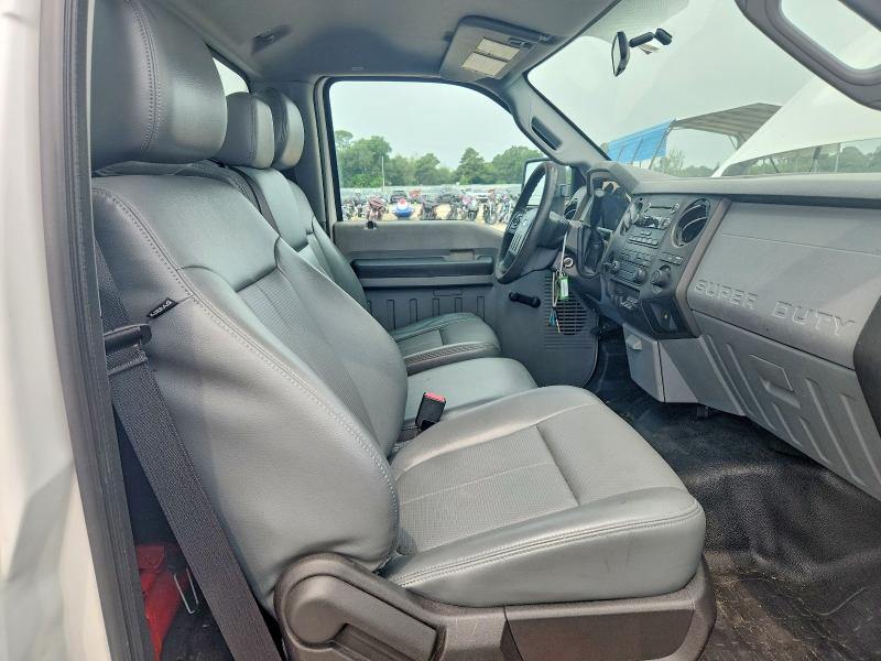 61938396 :رقم المزاد ، 1FDUF5GT3EEA36199 vin ، 2014 Ford F550 مزاد بيع