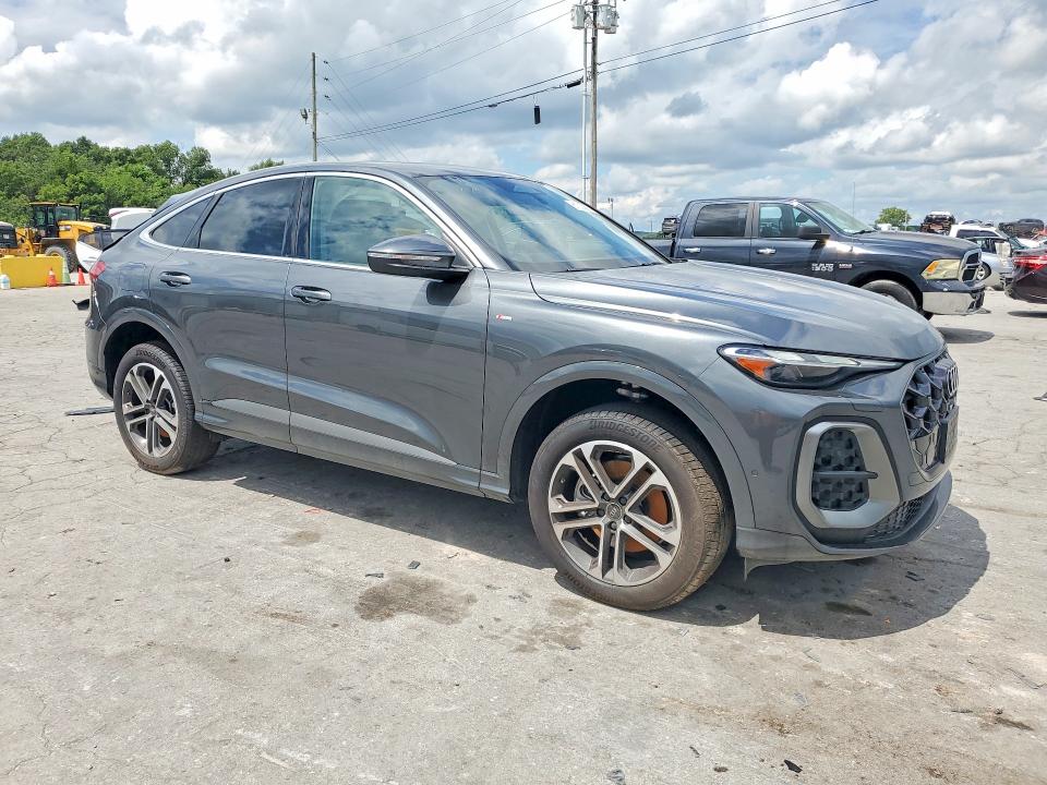 Продажа на аукционе авто 2026 Audi Q5, vin: WA1DAAGU7T2008533, номер лота: 61325826