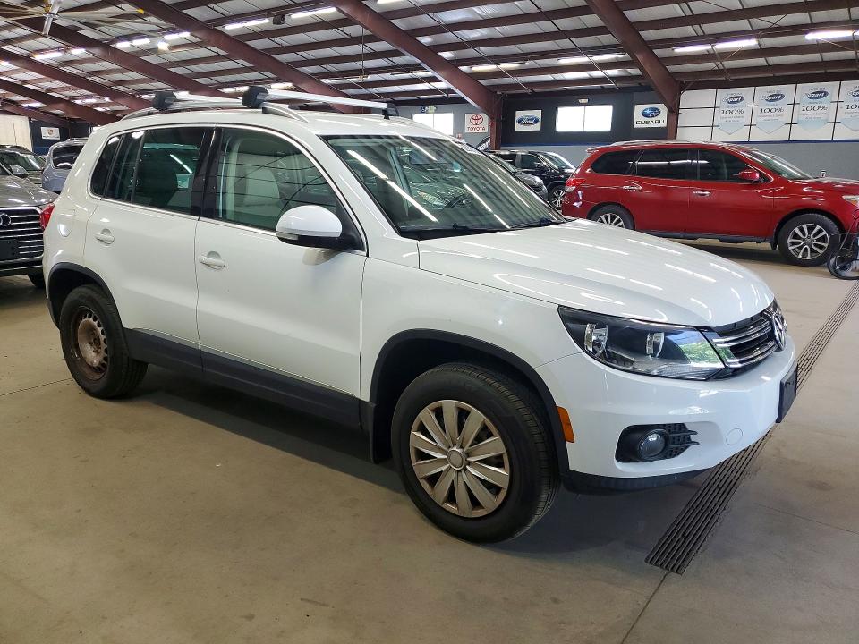 Продажа на аукционе авто 2012 Volkswagen Tiguan, vin: WVGBV7AX2CW607397, номер лота: 62918726