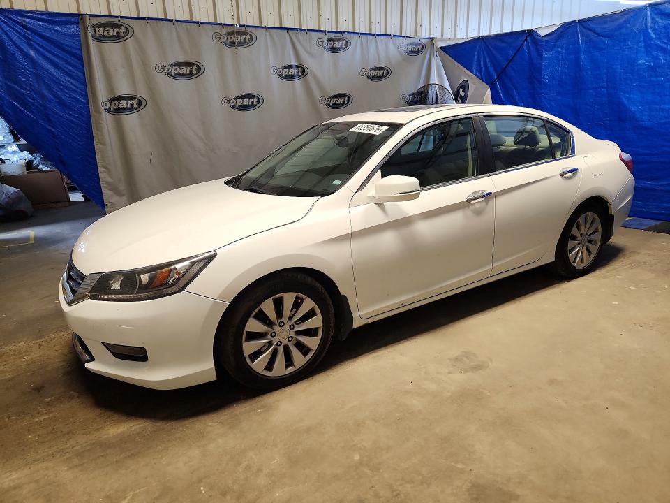 Продажа на аукционе авто 2015 Honda Accord, vin: 1HGCR2F89FA151578, номер лота: 61354576