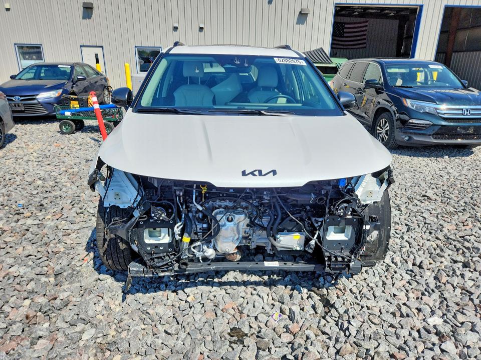 2026 Kia Carnival მანქანა იყიდება აუქციონზე, vin: KNDNE5K39T6565201, აუქციონის ნომერი: 62882076