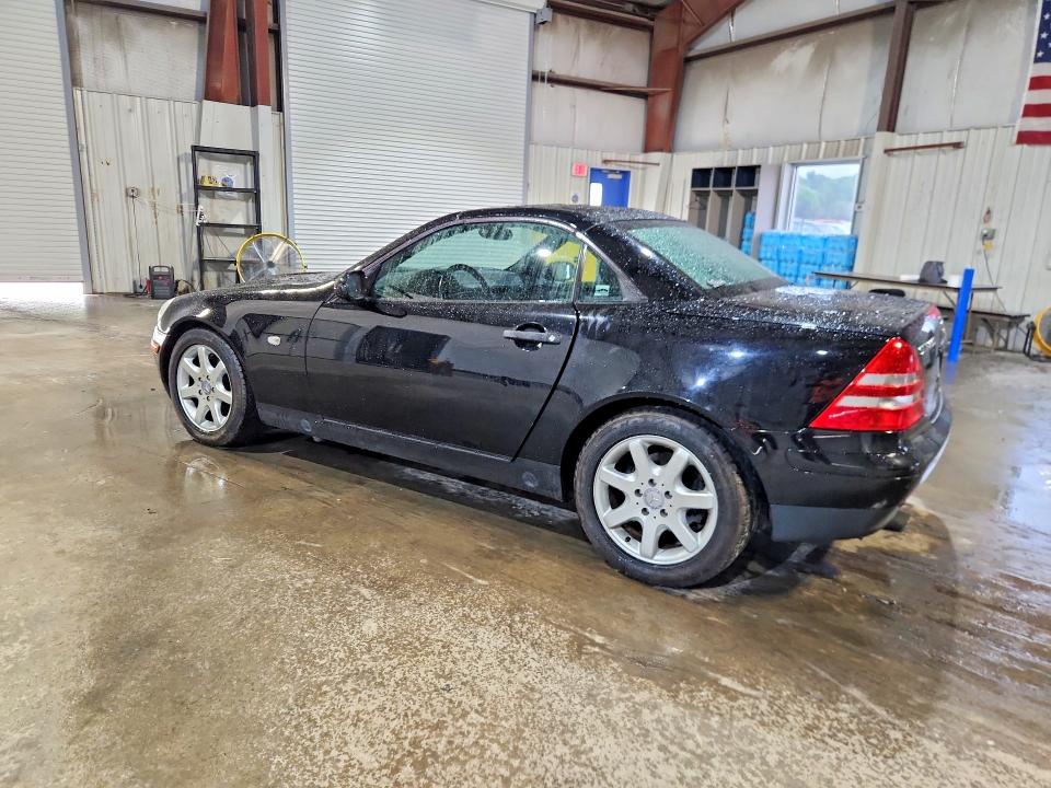 1998 Mercedes-benz Slk მანქანა იყიდება აუქციონზე, vin: WDBKK47F4WF029414, აუქციონის ნომერი: 60809746