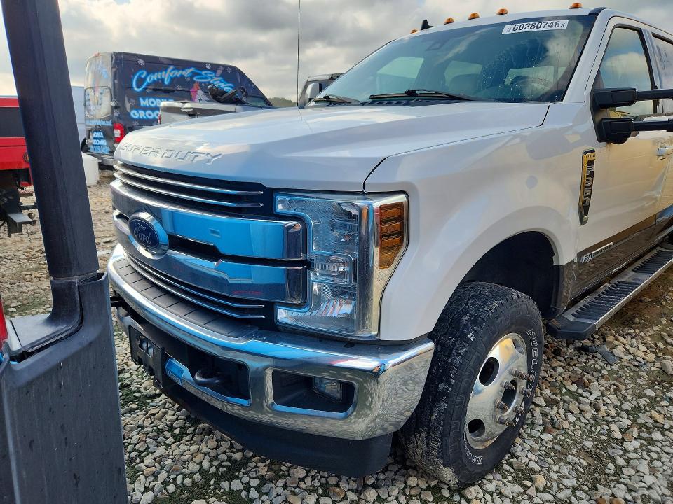 60280746 :رقم المزاد ، 1FT8W3DT9KEG16003 vin ، 2019 Ford F350 مزاد بيع