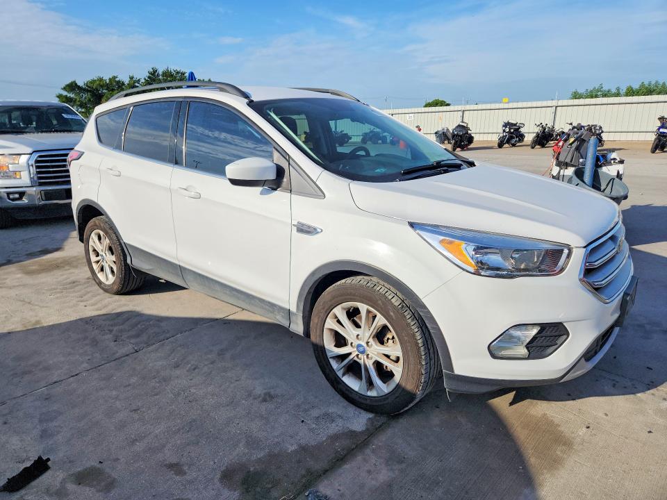 Продажа на аукционе авто 2018 Ford Escape, vin: 1FMCU0GD8JUD58835, номер лота: 59693236