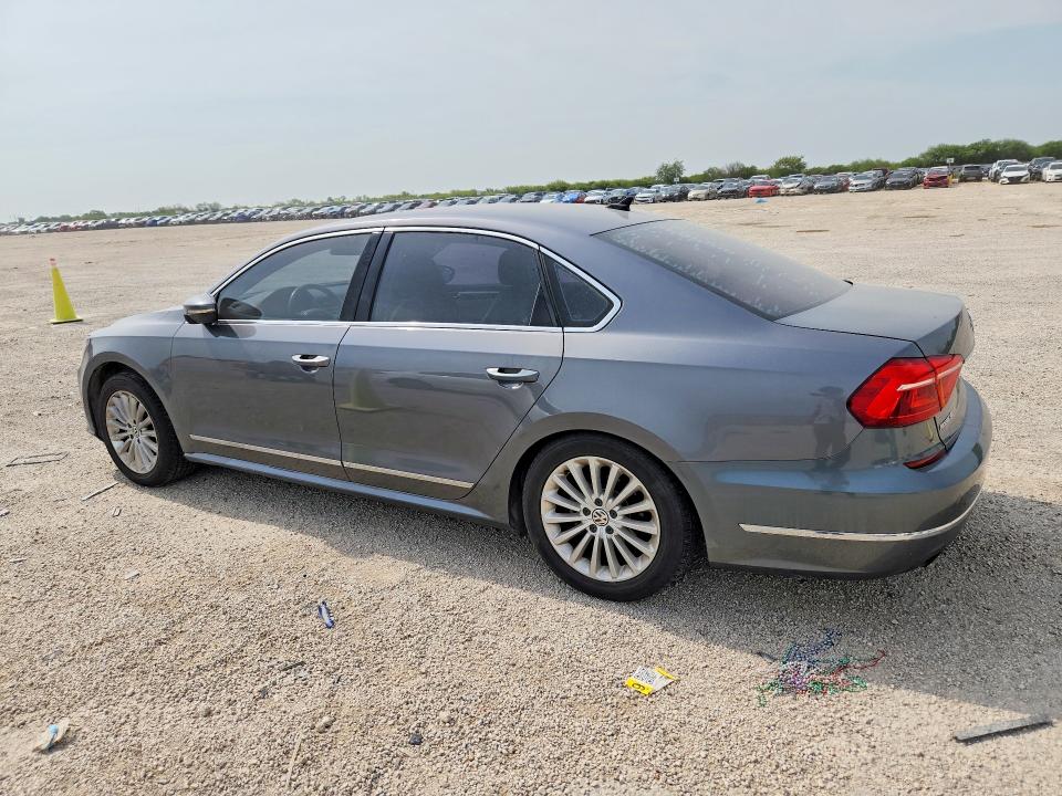 2016 Volkswagen Passat მანქანა იყიდება აუქციონზე, vin: 1VWBS7A36GC061590, აუქციონის ნომერი: 61817336
