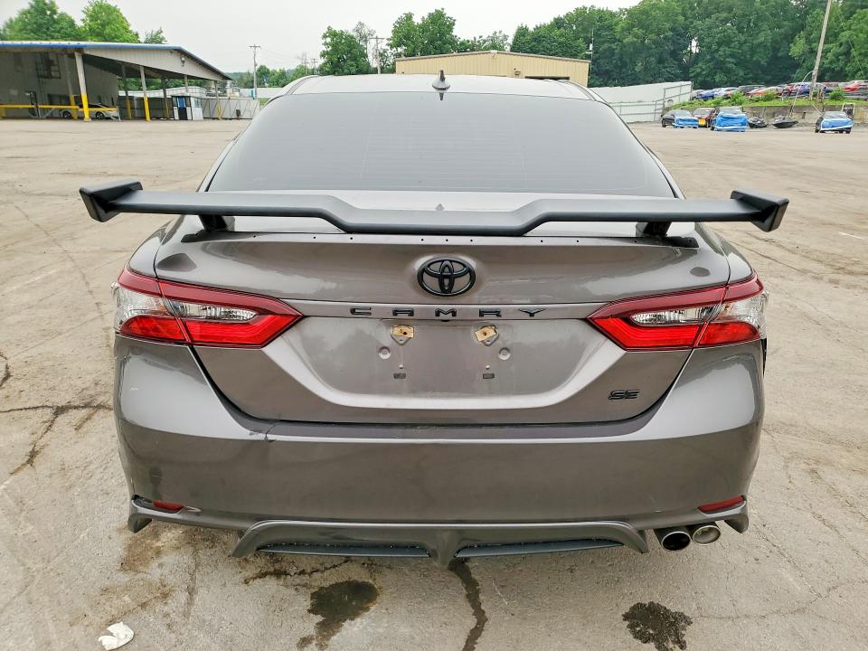 Продаж на аукціоні авто 2022 Toyota Camry, vin: 4T1G11AK8NU682400, номер лоту: 60833416