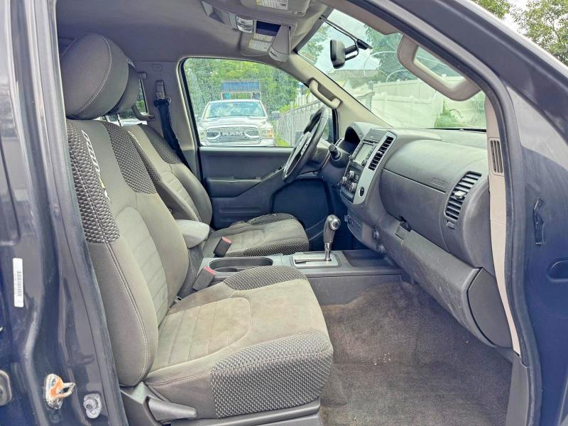 62637286 :رقم المزاد ، 1N6AD0EV4FN737952 vin ، 2015 Nissan Frontier مزاد بيع