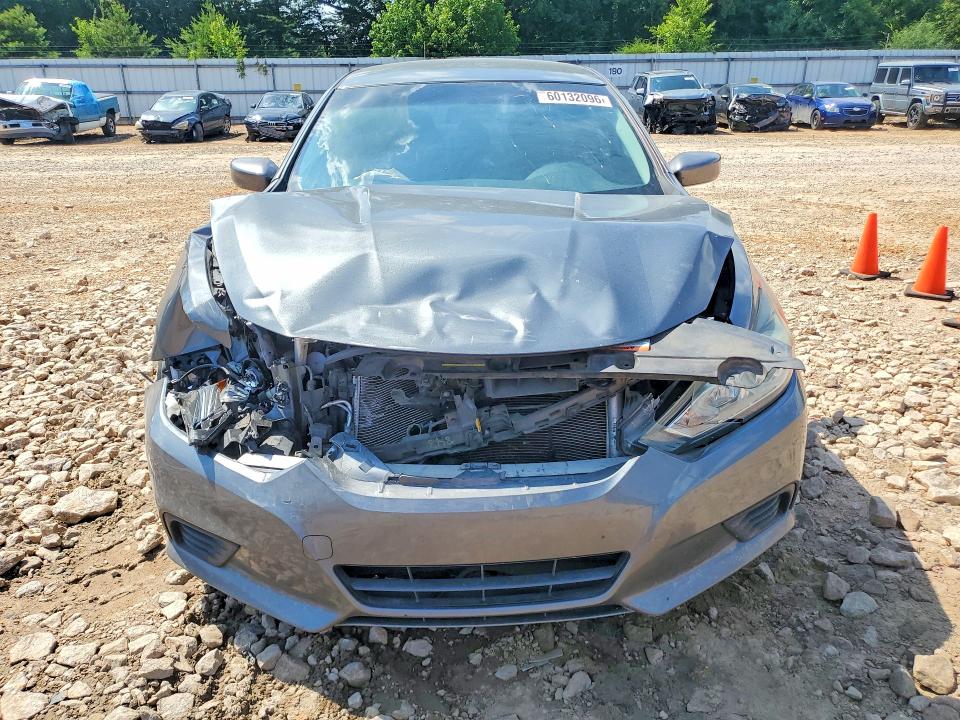 Продаж на аукціоні авто 2017 Nissan Altima, vin: 1N4AL3AP5HC294259, номер лоту: 60132096
