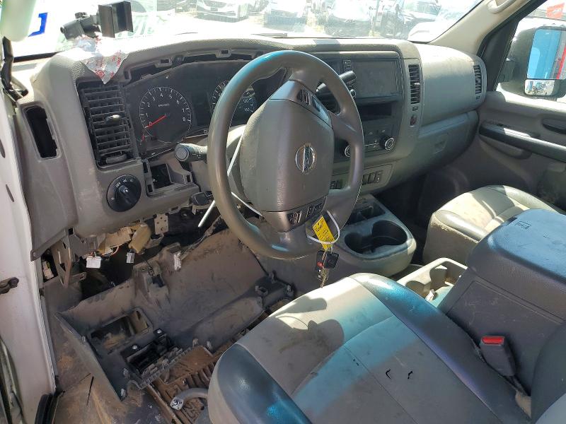 57013446 :رقم المزاد ، 1N6BF0KY4LN811475 vin ، 2020 Nissan Nv مزاد بيع