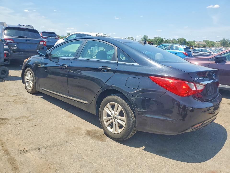 61631426 :رقم المزاد ، 5NPEB4AC6DH778523 vin ، 2013 Hyundai Sonata مزاد بيع