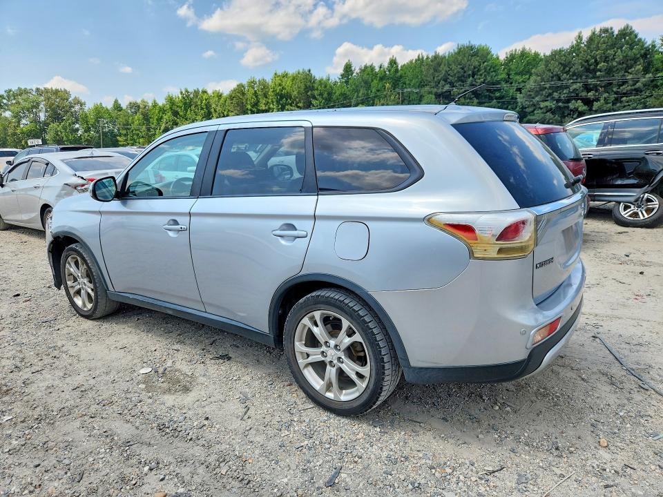 2015 Mitsubishi Outlander მანქანა იყიდება აუქციონზე, vin: JA4AD3A34FZ006806, აუქციონის ნომერი: 59592106