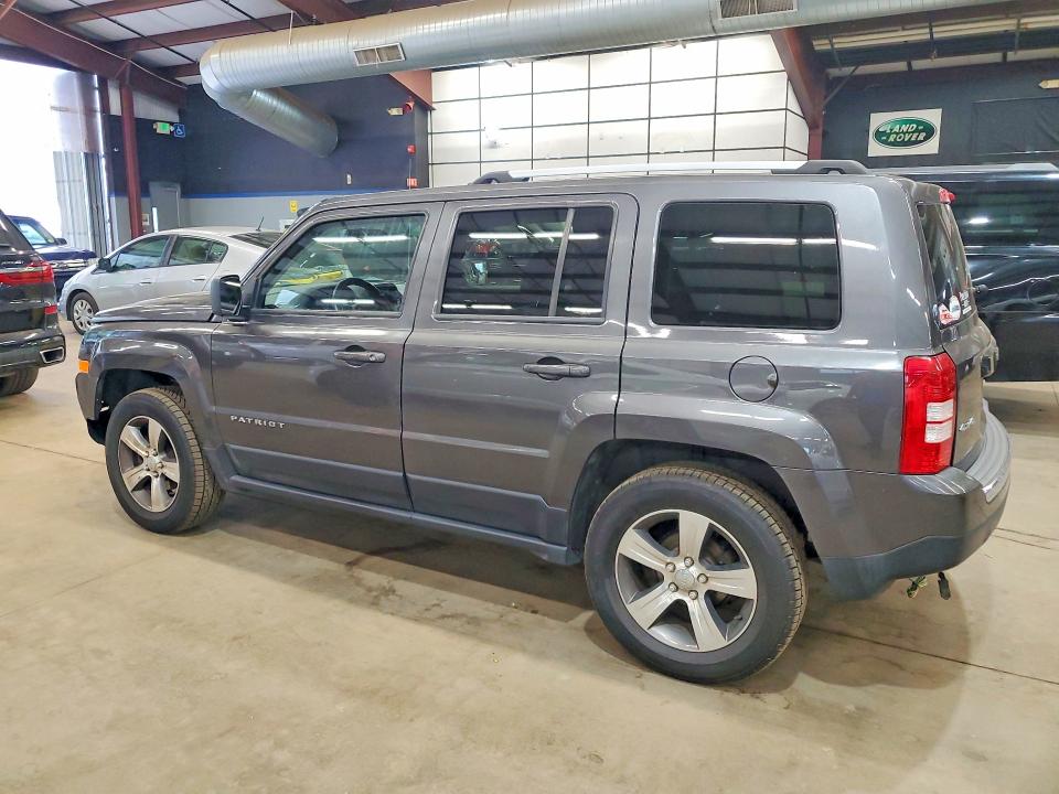 61851436 :رقم المزاد ، 1C4NJRFB3HD206319 vin ، 2017 Jeep Patriot مزاد بيع