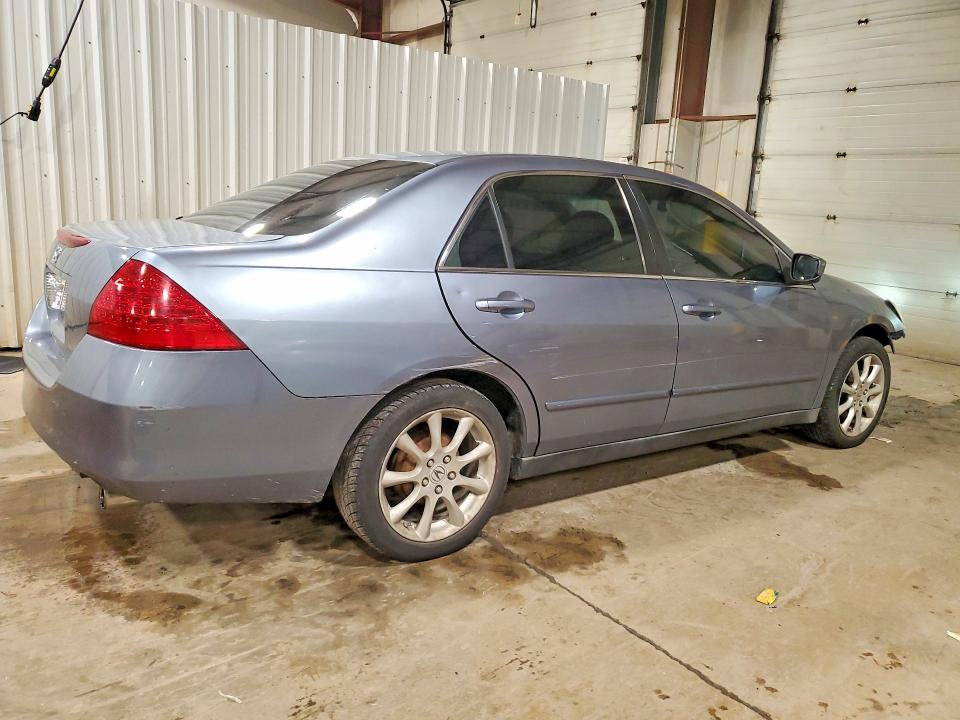 60394186 :رقم المزاد ، 1HGCM56477A141484 vin ، 2007 Honda Accord مزاد بيع