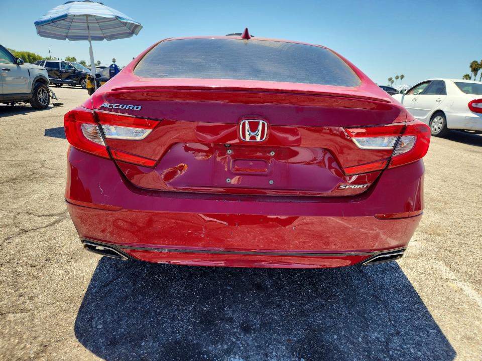 Auction sale of the 2019 Honda Accord, vin: 1HGCV1F37KA067859, lot number: 60062376