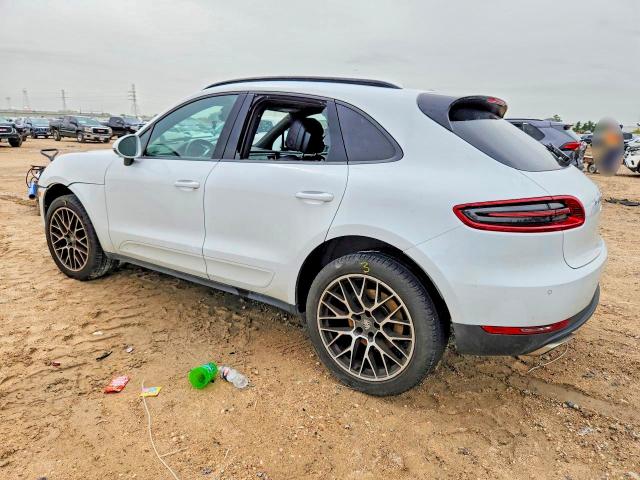 61133136 :رقم المزاد ، WP1AA2A51JLB02980 vin ، 2018 Porsche Macan مزاد بيع