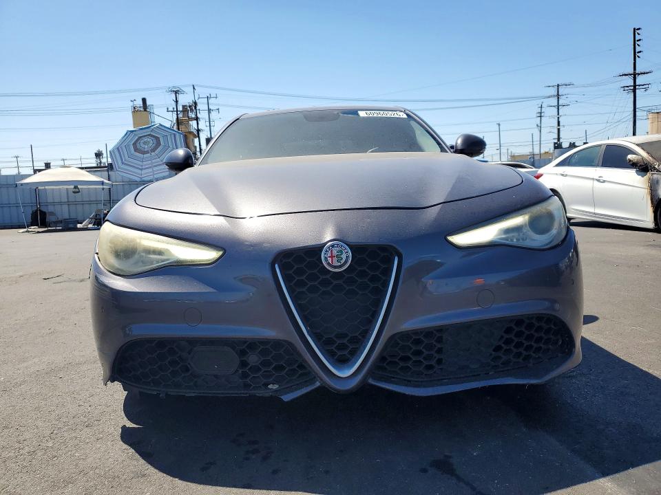 Продаж на аукціоні авто 2018 Alfa Romeo Giulia, vin: ZARFAECN5J7585491, номер лоту: 60960526