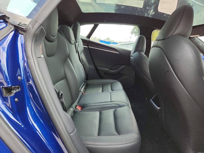 61176896 :رقم المزاد ، 5YJSA1E50RF538583 vin ، 2024 Tesla Model S مزاد بيع