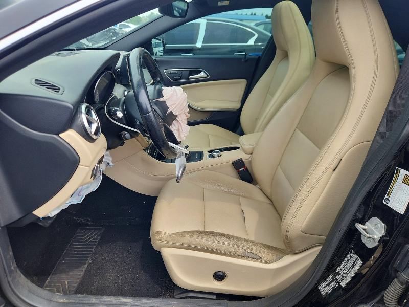 60672176 :رقم المزاد ، WDDSJ4EB5EN068611 vin ، 2014 Mercedes-benz Cla مزاد بيع