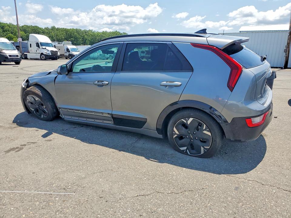 Продаж на аукціоні авто 2024 Kia Niro, vin: KNDCR3L15R5111376, номер лоту: 60016406