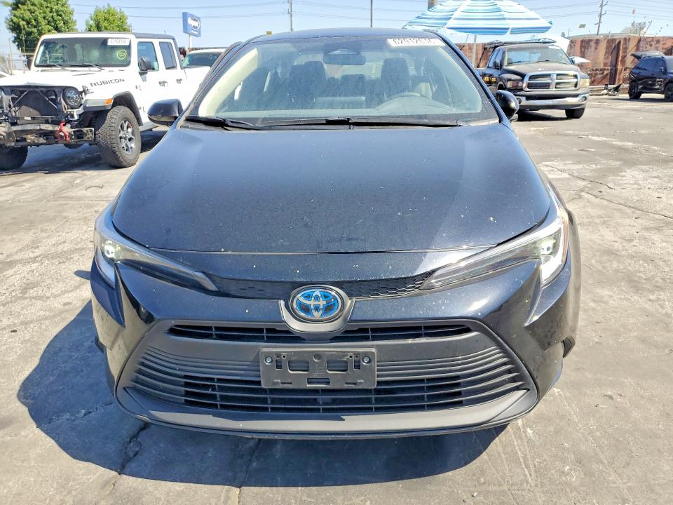 Продаж на аукціоні авто 2025 Toyota Corolla Hybrid, vin: JTDBCMFE0S3076510, номер лоту: 62912016