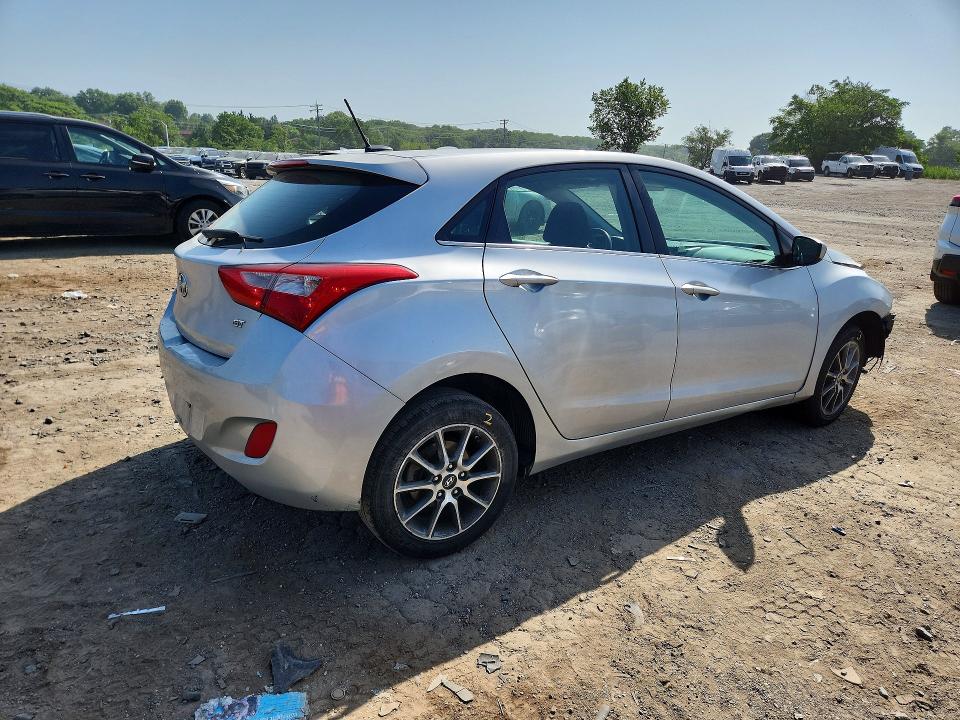 2016 Hyundai Elantra Gt მანქანა იყიდება აუქციონზე, vin: KMHD35LH0GU255964, აუქციონის ნომერი: 59214736