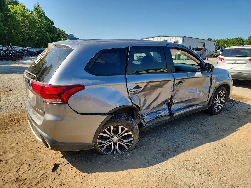 Aukcja sprzedaży 2018 Mitsubishi Outlander, vin: JA4AD2A38JZ062198, numer aukcji: 63310086