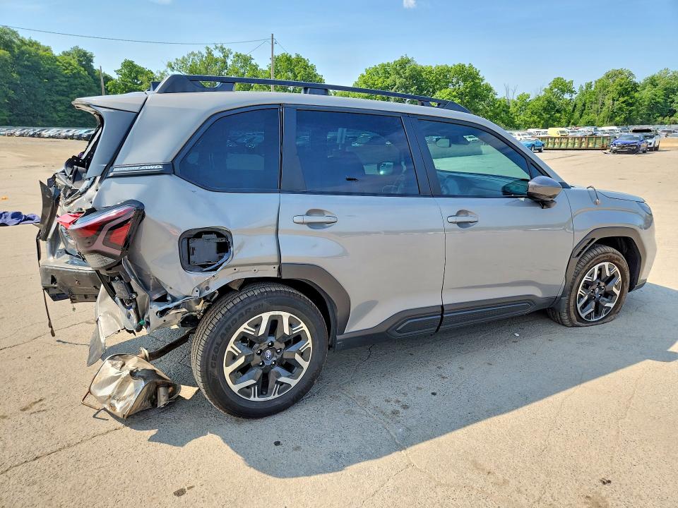 Продаж на аукціоні авто 2025 Subaru Forester, vin: JF2SLDDC6SH591405, номер лоту: 61089106