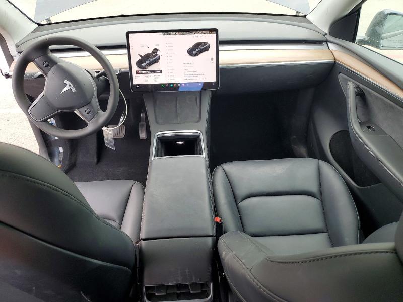 2025 Tesla Model Y მანქანა იყიდება აუქციონზე, vin: 7SAYGDEE5SF302661, აუქციონის ნომერი: 61700496