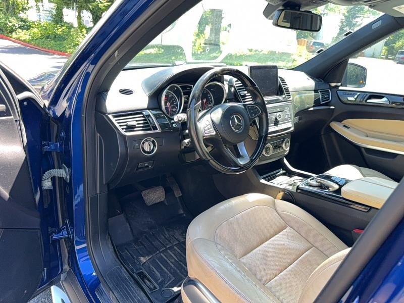 Продажа на аукционе авто 2017 Mercedes-benz Gls, vin: 4JGDF7DE9HA987973, номер лота: 63594706