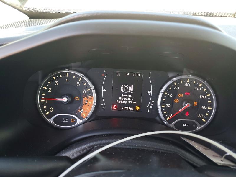 2017 Jeep Renegade მანქანა იყიდება აუქციონზე, vin: ZACCJAAB5HPF42717, აუქციონის ნომერი: 61393666