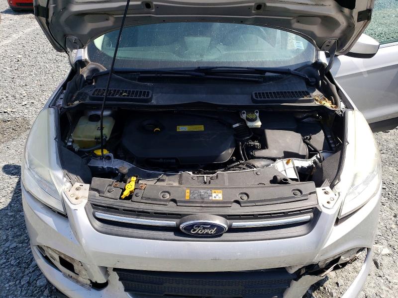 60925706 :رقم المزاد ، 1FMCU0GX8DUD27700 vin ، 2013 Ford Escape مزاد بيع