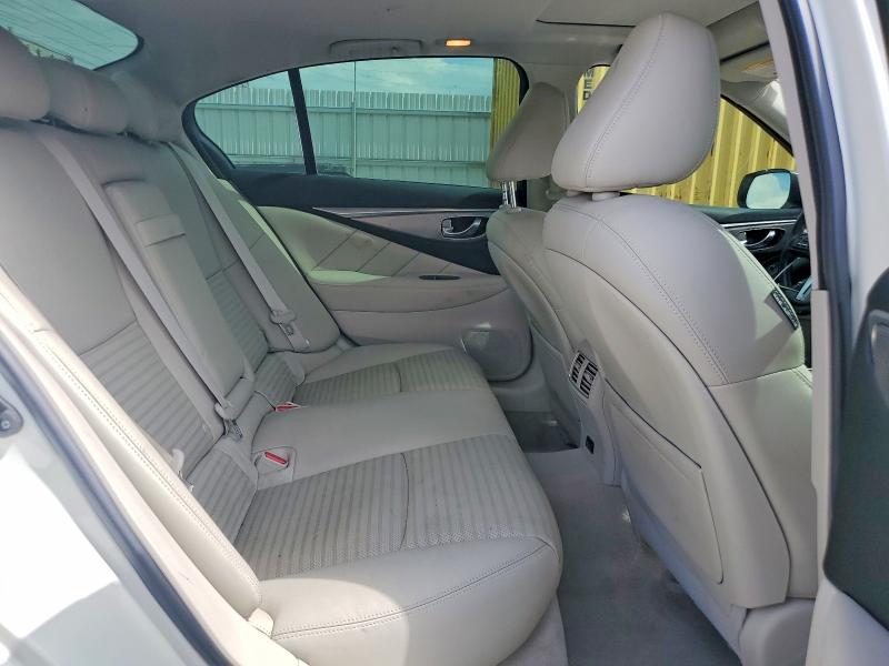 61547846 :رقم المزاد ، JN1EV7AP2LM200129 vin ، 2020 Infiniti Q50 مزاد بيع