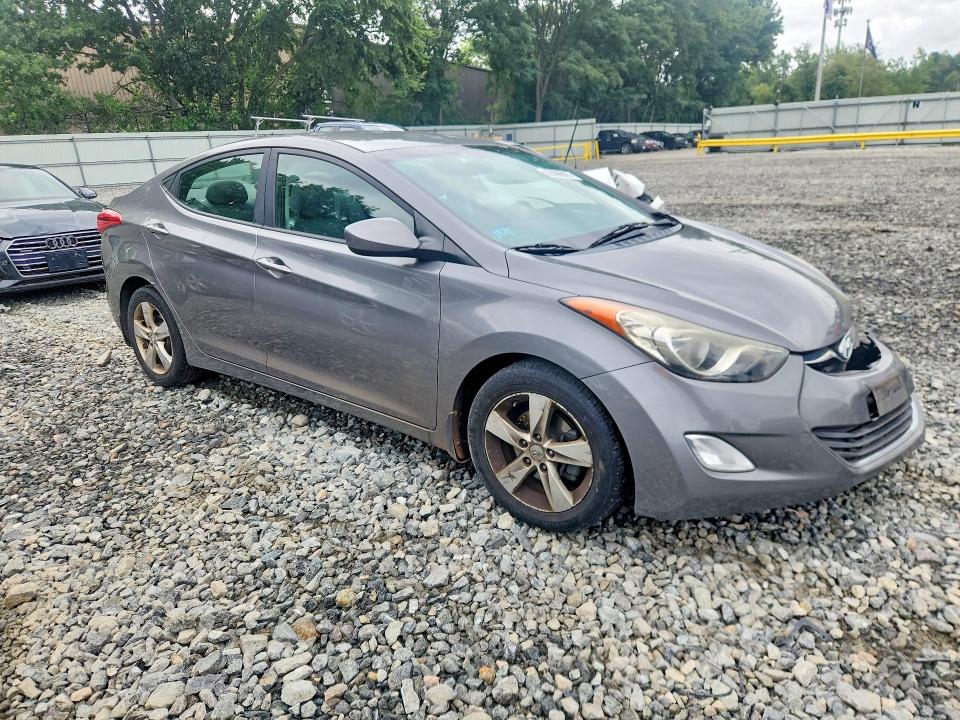 2013 Hyundai Elantra მანქანა იყიდება აუქციონზე, vin: 5NPDH4AE8DH378135, აუქციონის ნომერი: 62906826