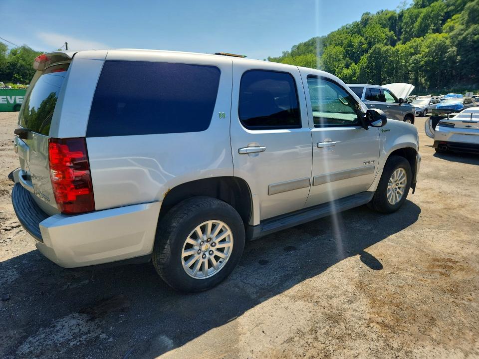 61848666 :رقم المزاد ، 1GNSKDFJ5BR204566 vin ، 2011 Chevrolet Tahoe مزاد بيع