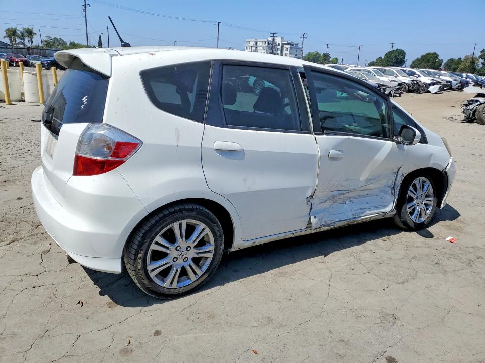 Продажа на аукционе авто 2011 Honda Fit, vin: JHMGE8H54BC018015, номер лота: 60017136