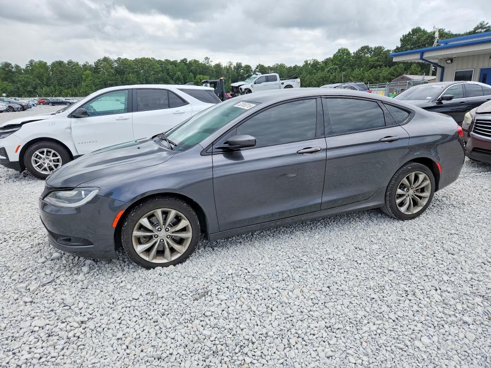 62085316 :رقم المزاد ، 1C3CCCDG2FN665124 vin ، 2015 Chrysler 200 مزاد بيع