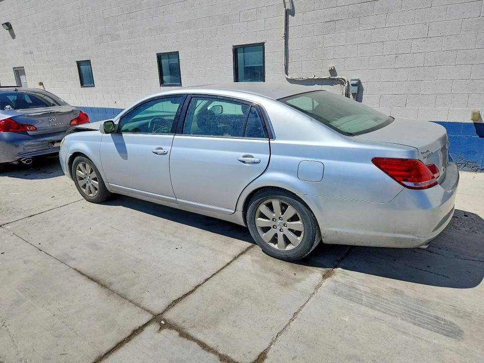 60504466 :رقم المزاد ، 4T1BK36B16U148118 vin ، 2006 Toyota Avalon مزاد بيع