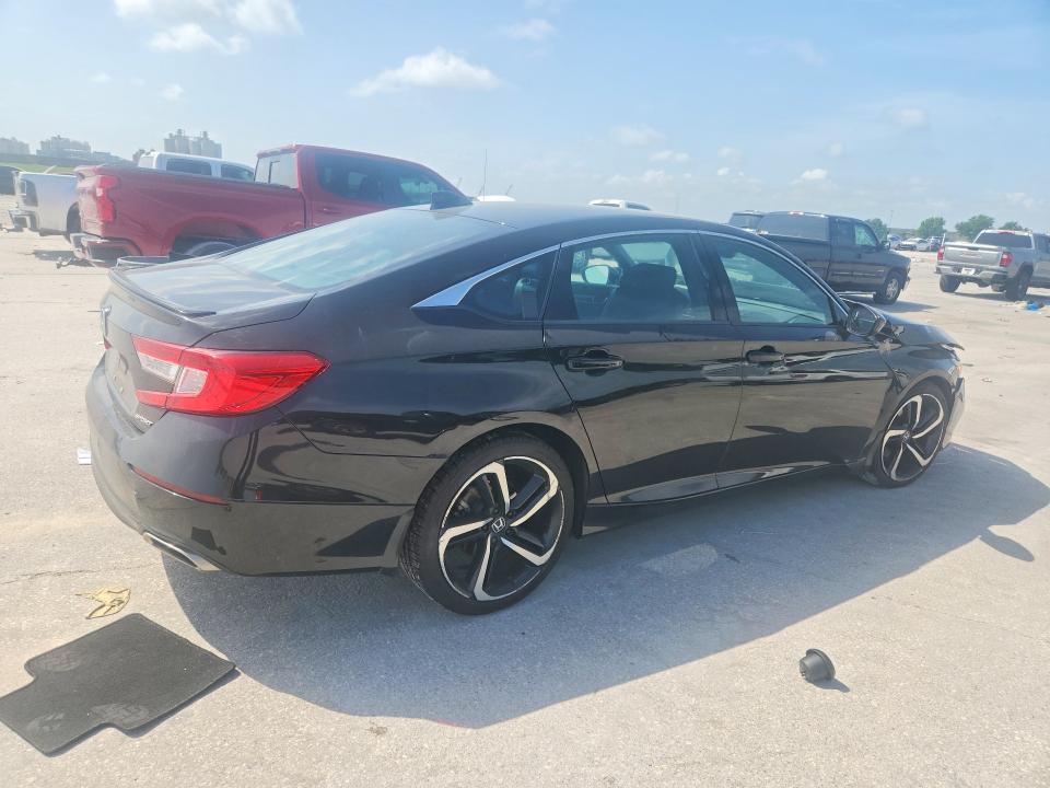 Продажа на аукционе авто 2021 Honda Accord, vin: 1HGCV1F36MA102975, номер лота: 61713656