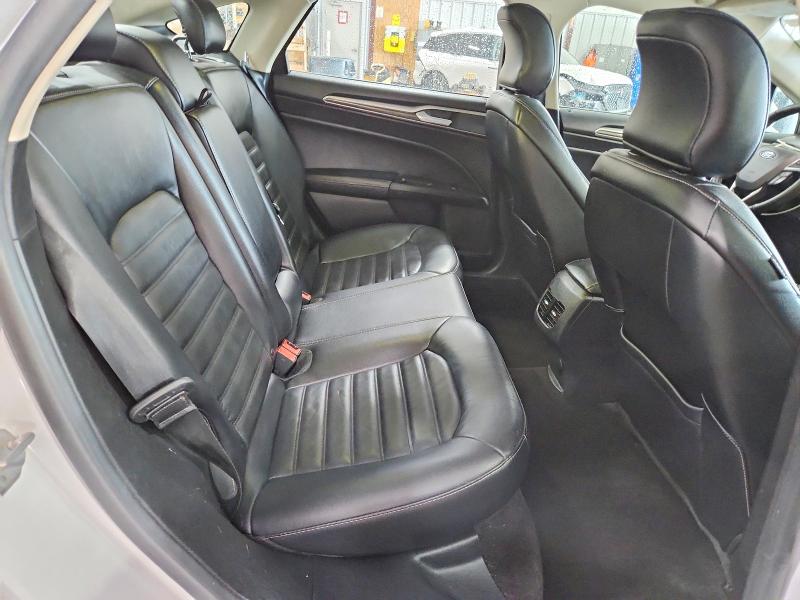 61886046 :رقم المزاد ، 3FA6P0HD9HR108793 vin ، 2017 Ford Fusion مزاد بيع