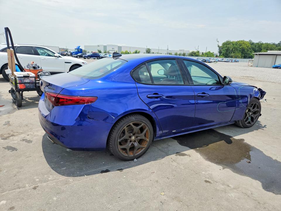 Продаж на аукціоні авто 2021 Alfa Romeo Giulia, vin: ZARFAMAN2M7647530, номер лоту: 61727416